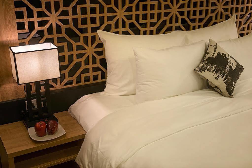 Ccentral Hotel Bui Vien Хошимин Экстерьер фото