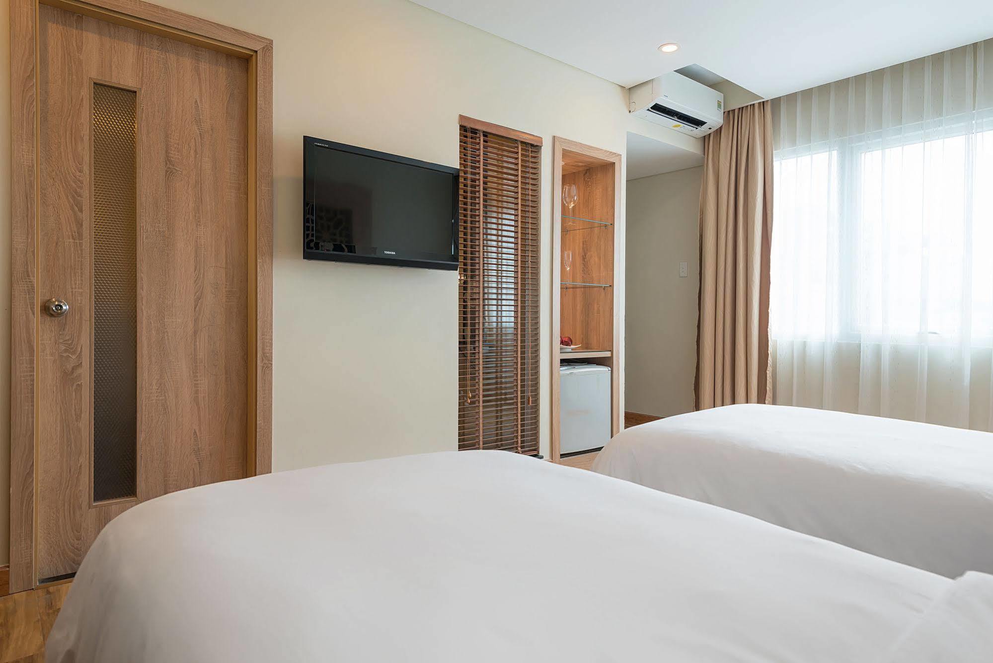 Ccentral Hotel Bui Vien Хошимин Экстерьер фото